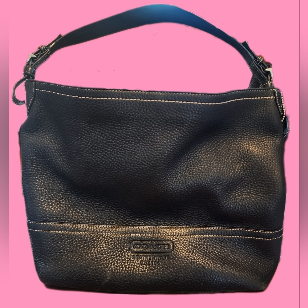 Authentic Coach Shoulder/Crossbody Purse/Bag EUC (excellent used condition)